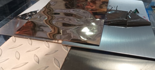 Лист нитрид титана 0,4х1000х2000 AISI 304 зеркало глянец